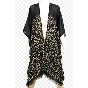 NWT Randi & will collection women’s black cheetah caftan OS